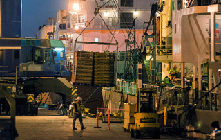 Port of Hueneme - Workers at Night