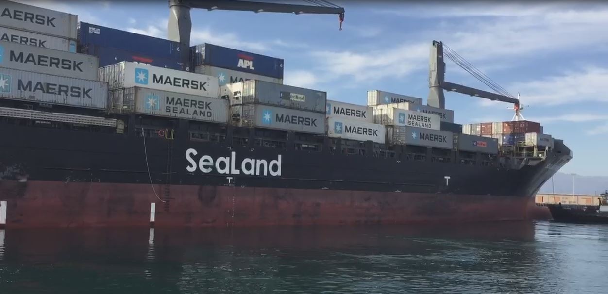 SeaLand vessel in Port